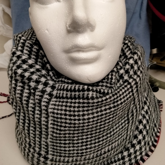 Elite leather ostrich designer Sz 13x10x3. 5 compartments $40 Free Belt or scarf - Picture 15 of 15